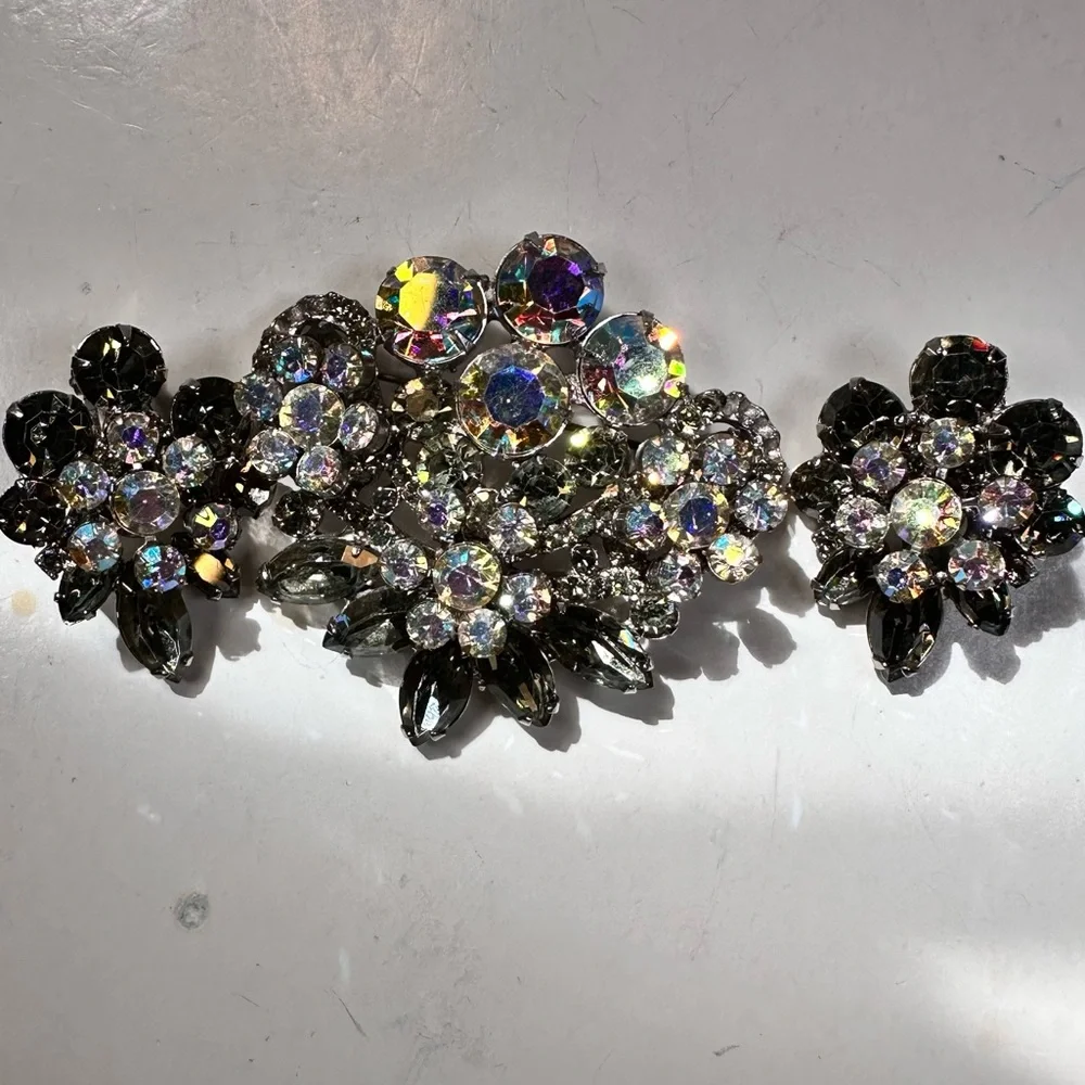 VERIFIED Vintage Juliana D&E brooch & earring set - Picture 1 of 12